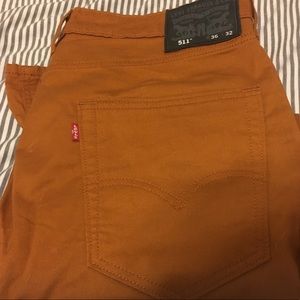 Levi’s | orange pants
